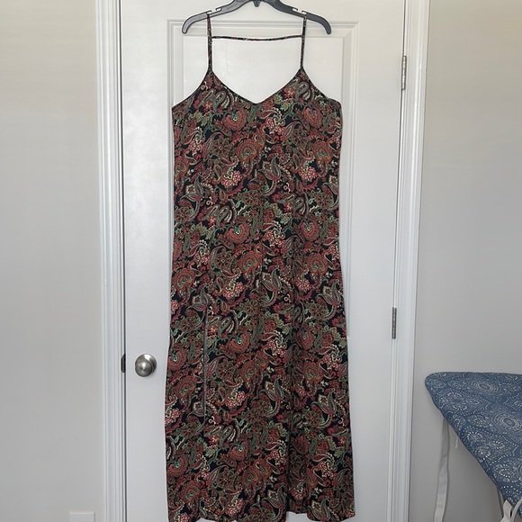 Forever 21 Spaghetti Strap Maxi Dress - Picture 3 of 12